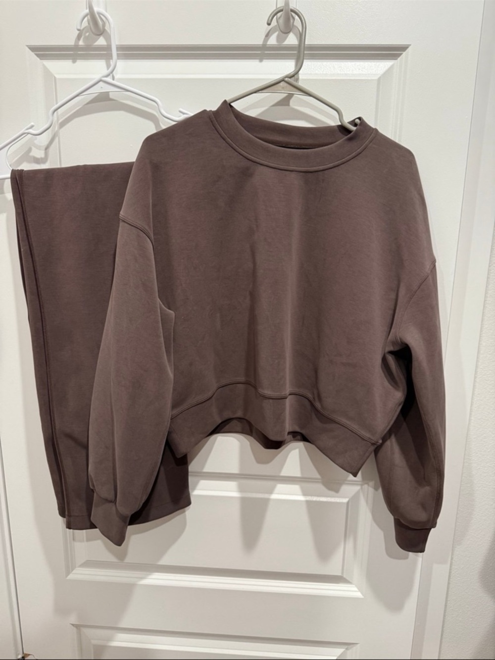 Lululemon Softstreme Set - Espresso, Size 8